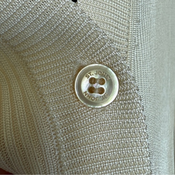 NWT! ST. JOHN Women's XS Ivory Ecru V-Neck Knit Cardigan Sweater Casual Ribbed - Picture 12 of 12